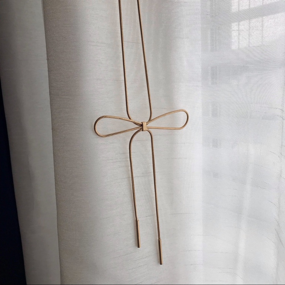 Darling Bow tie necklace ✨